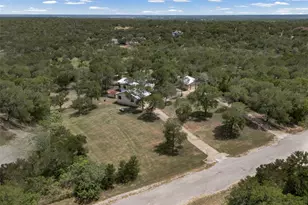 153 Saldana Dr, Cedar Creek, TX 78612 - Photo 27