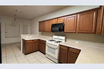 3805 Bronco Bend Loop, Austin, TX 78744 - Photo 3