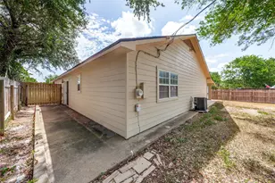 13100 Billiem Dr, Austin, TX 78727 - Photo 25