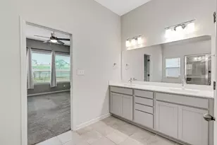 104 Joseph Hawkins Ln, Bastrop, TX 78602 - Photo 5