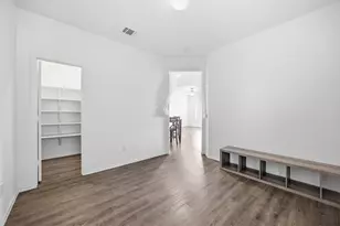 470 Major Lee Ln, Jarrell, TX 76537 - Photo 15