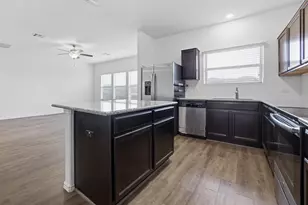 470 Major Lee Ln, Jarrell, TX 76537 - Photo 13