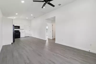 1087 Schubert Lane #D, Kyle, TX 78640 - Photo 5