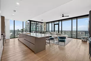 610 Davis St, Austin, TX 78701 - Photo 3