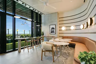 610 Davis St, Austin, TX 78701 - Photo 33