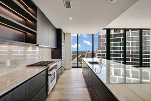 610 Davis St, Austin, TX 78701 - Photo 3