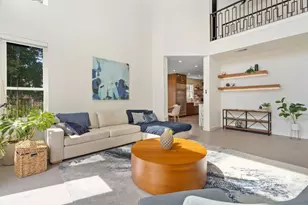 1 Sparrowglen Ln, The Hills, TX 78738 - Photo 5