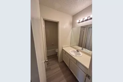 521 Greenlawn Boulevard, Round Rock, TX 78664 - Photo 7