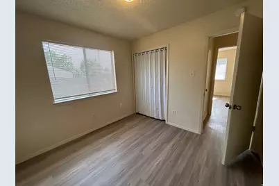 521 Greenlawn Boulevard, Round Rock, TX 78664 - Photo 15