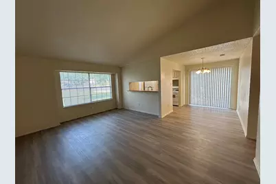 521 Greenlawn Boulevard, Round Rock, TX 78664 - Photo 3