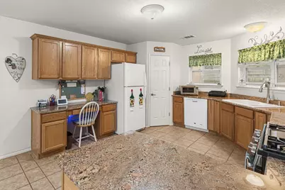 220 Clydesdale Drive, Dale, TX 78616 - Photo 5