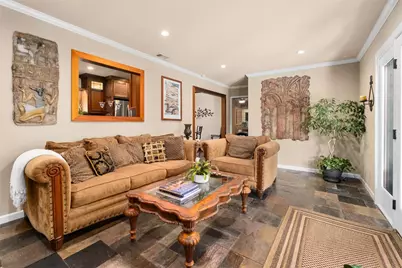 2301 Del Curto Road, Austin, TX 78704 - Photo 11