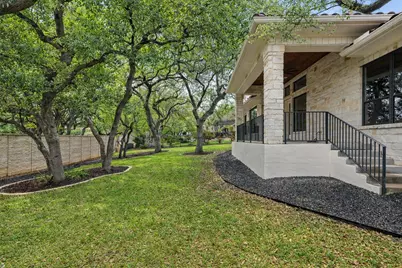 22 Cottondale Road, The Hills, TX 78738 - Photo 19