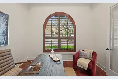 22 Cottondale Road, The Hills, TX 78738 - Photo 9