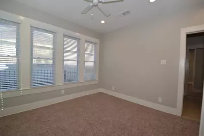 7602 Blessing Avenue, Austin, TX 78752 - Photo 17