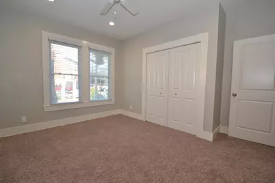 7602 Blessing Avenue, Austin, TX 78752 - Photo 23