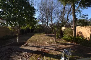 7602 Blessing Ave, Austin, TX 78752 - Photo 27