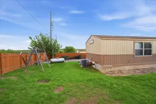 112 Storm Ct, Kyle, TX 78640 - Photo 25