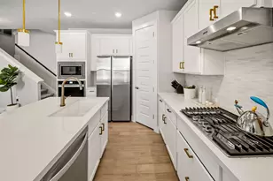 7619 Boyd Hvn Dr, Austin, TX 78744 - Photo 5