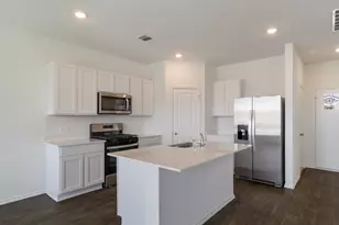 141 Orange Flame Blvd, Uhland, TX 78640 - Photo 3