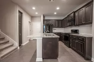 13800 Lyndhurst St, Austin, TX 78717 - Photo 7