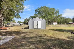 395 Centennial St, Carmine, TX 78932 - Photo 19