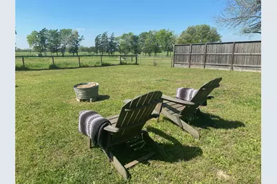 395 Centennial Street, Carmine, TX 78932 - Photo 17