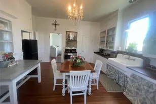 395 Centennial St, Carmine, TX 78932 - Photo 9