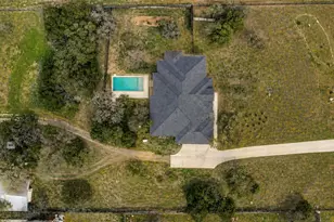 410 Woodland Oaks Trail, Buda, TX 78610 - Photo 9