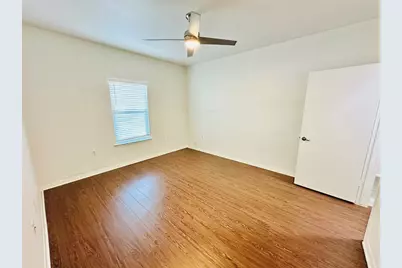 6301 Crumley Lane, Austin, TX 78741 - Photo 15