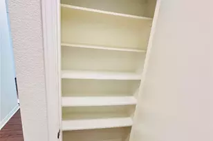 6301 Crumley Ln, Austin, TX 78741 - Photo 35