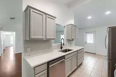 8505 Mayview Drive, Austin, TX 78724 - Photo 5