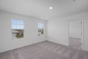 109 Blackbear Dr, Hutto, TX 78634 - Photo 13