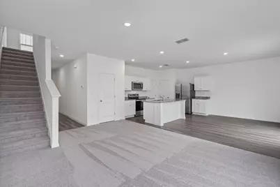 109 Blackbear Drive, Hutto, TX 78634 - Photo 5