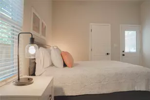 518 Rigsby Ave, San Antonio, TX 78210 - Photo 25