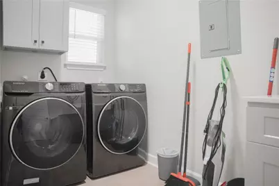 518 Rigsby Avenue, San Antonio, TX 78210 - Photo 33