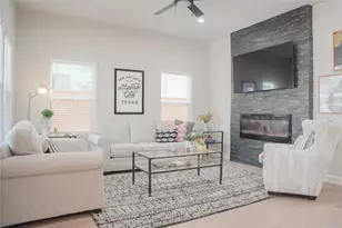 518 Rigsby Ave, San Antonio, TX 78210 - Photo 11