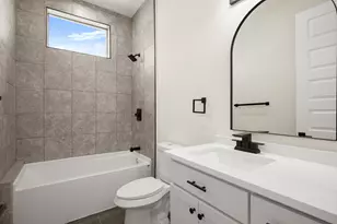2401 Thurber Ln, Lago Vista, TX 78545 - Photo 19