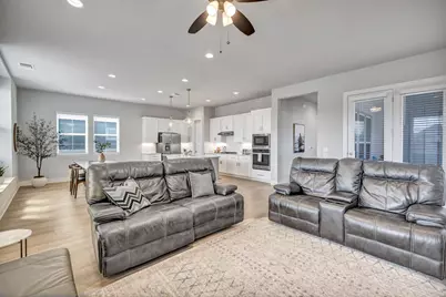 7808 Chrysler Bend, Austin, TX 78744 - Photo 11