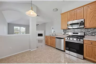 166 Pecanwood N, Kyle, TX 78640 - Photo 15