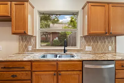 2001 Lacey Oak Cove, Round Rock, TX 78681 - Photo 17