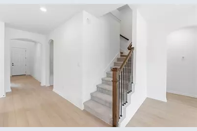 6917 Cliff Rose Drive, Spicewood, TX 78669 - Photo 19