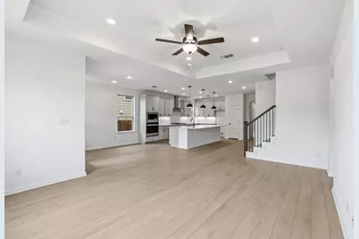 6917 Cliff Rose Drive, Spicewood, TX 78669 - Photo 11