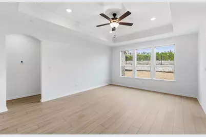 6917 Cliff Rose Drive, Spicewood, TX 78669 - Photo 9