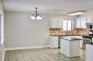 12912 Pegasus St, Austin, TX 78727 - Photo 11
