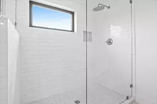 2406 W 10th St, Austin, TX 78703 - Photo 7