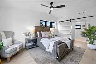 2406 W 10th St, Austin, TX 78703 - Photo 5