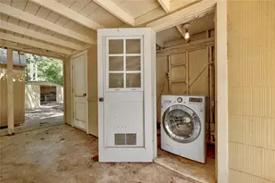 1614 Ashberry Dr, Austin, TX 78723 - Photo 13