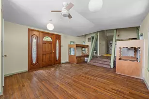301 Yonder Dr, Spicewood, TX 78669 - Photo 5