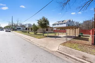 1000 S Center St, Austin, TX 78704 - Photo 23